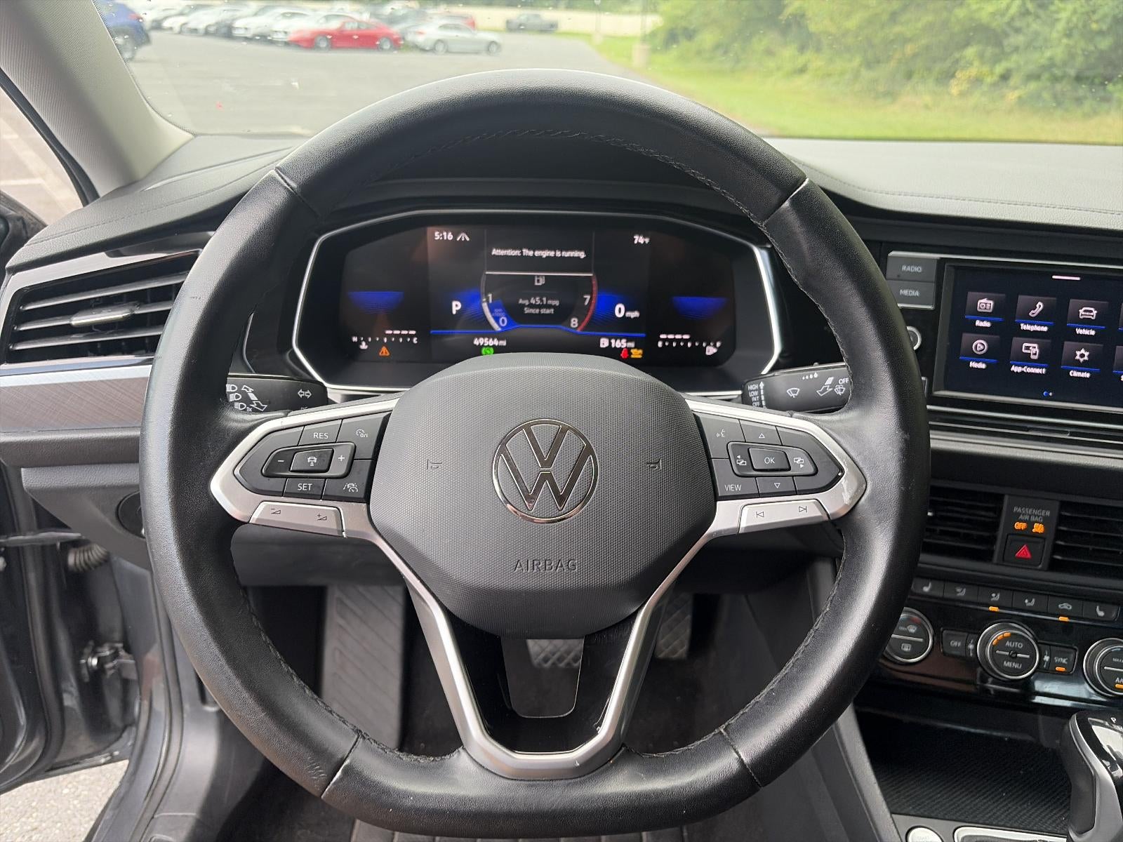 2024 Volkswagen Jetta SE Auto