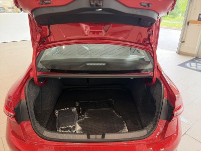 2026 Volkswagen Jetta SEL Auto