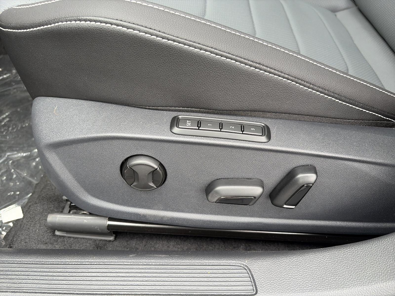 2026 Volkswagen Jetta SEL Auto