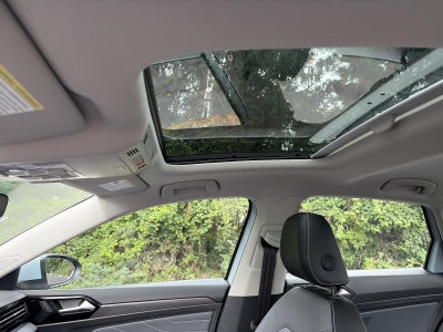 2026 Volkswagen Jetta SEL Auto