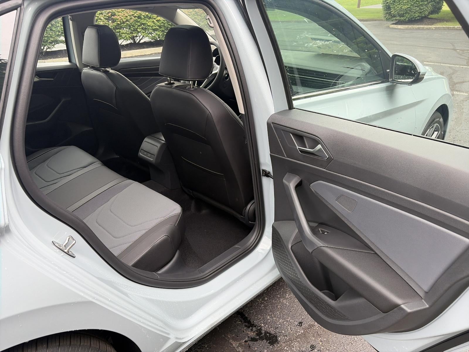 2026 Volkswagen Jetta SEL Auto