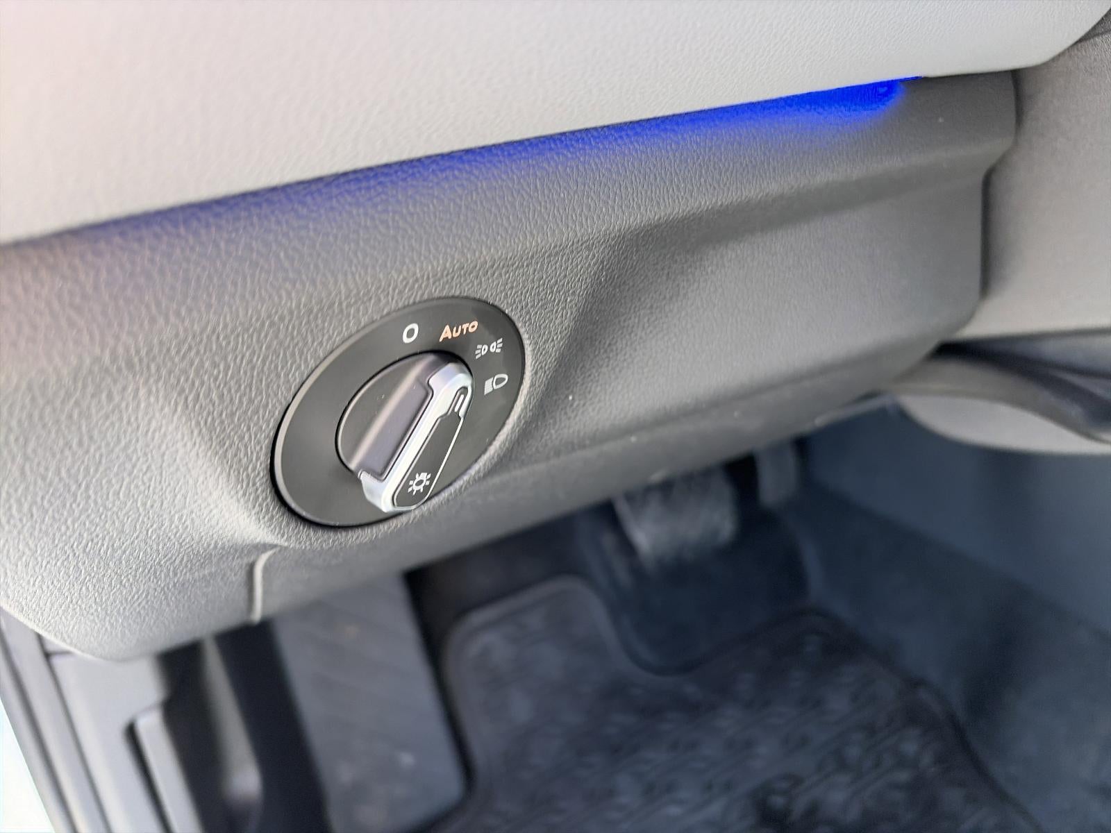 2025 Volkswagen Jetta SEL Auto