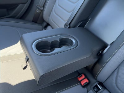 2025 Volkswagen Jetta SEL Auto