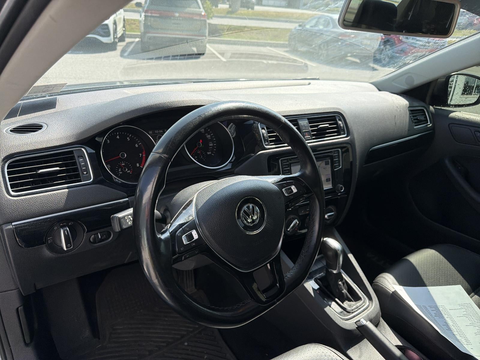 2016 Volkswagen Jetta 4dr Auto 1.8T SEL PZEV Sedan