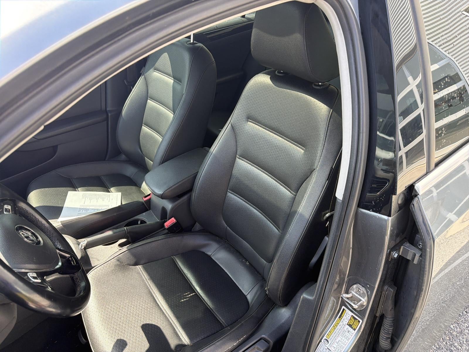 2016 Volkswagen Jetta 4dr Auto 1.8T SEL PZEV Sedan