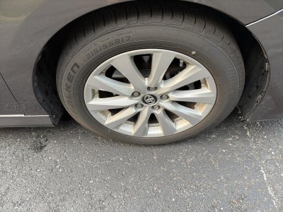 2019 Toyota Camry LE Auto (SE)