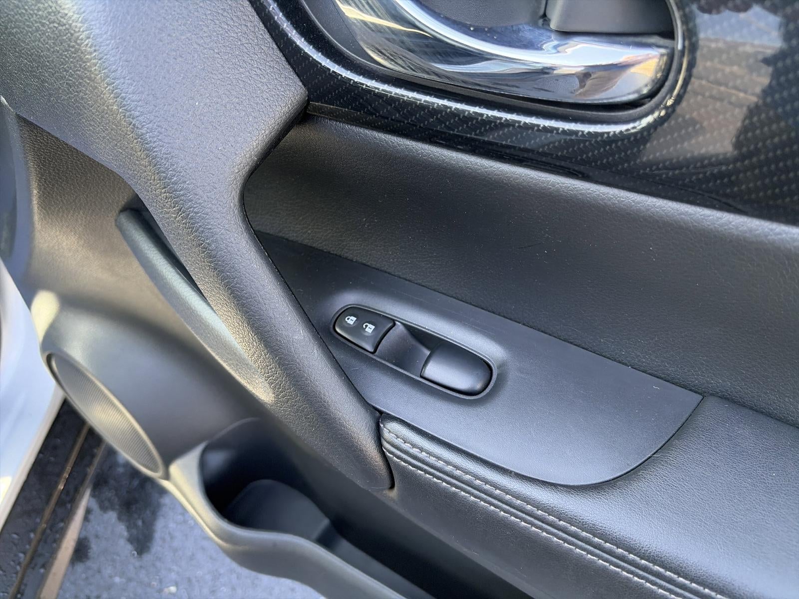 2020 Nissan Rogue FWD SL