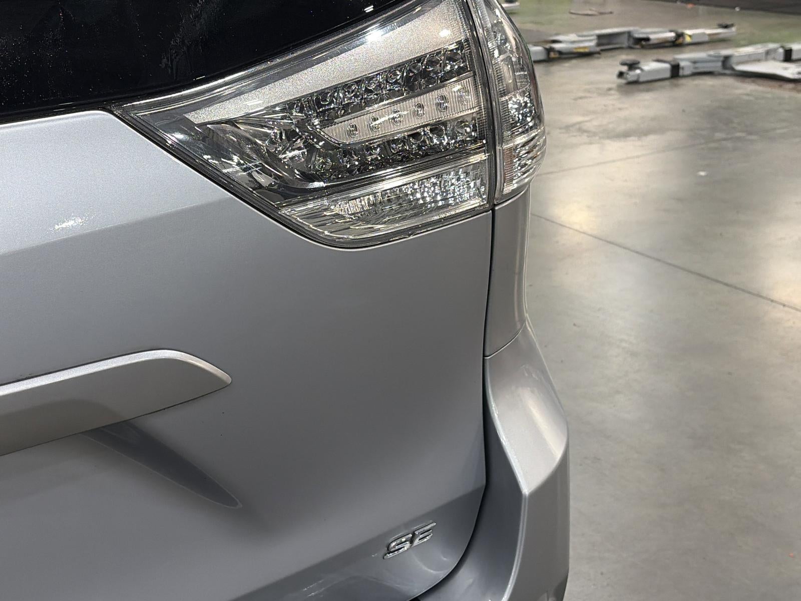 2013 Toyota Sienna 5dr 8-Pass Van V6 SE FWD (Natl)