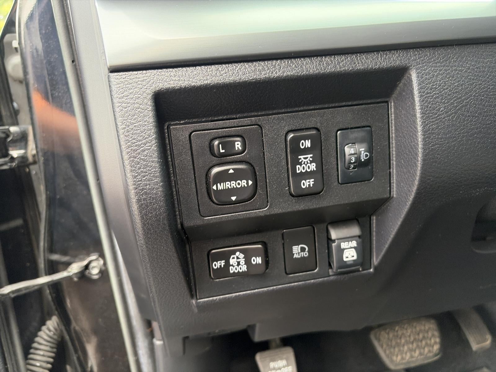 2020 Toyota Tundra 4WD 4WD TRD Pro CrewMax 5.5' Bed 5.7L (Natl)