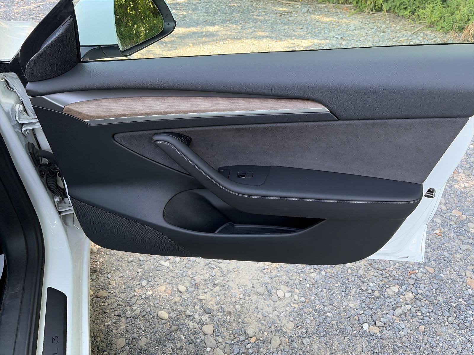 2023 Tesla Model 3 RWD