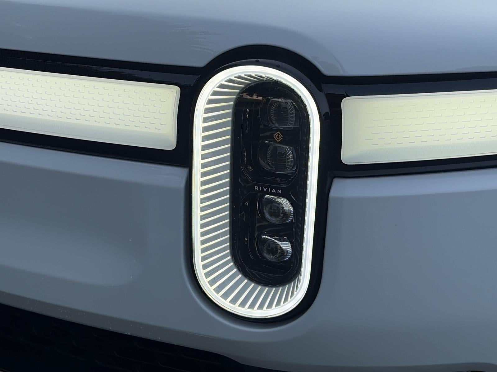 2022 Rivian R1S Launch Edition AWD