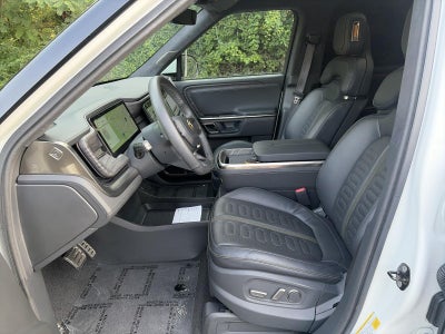 2022 Rivian R1S Launch Edition AWD