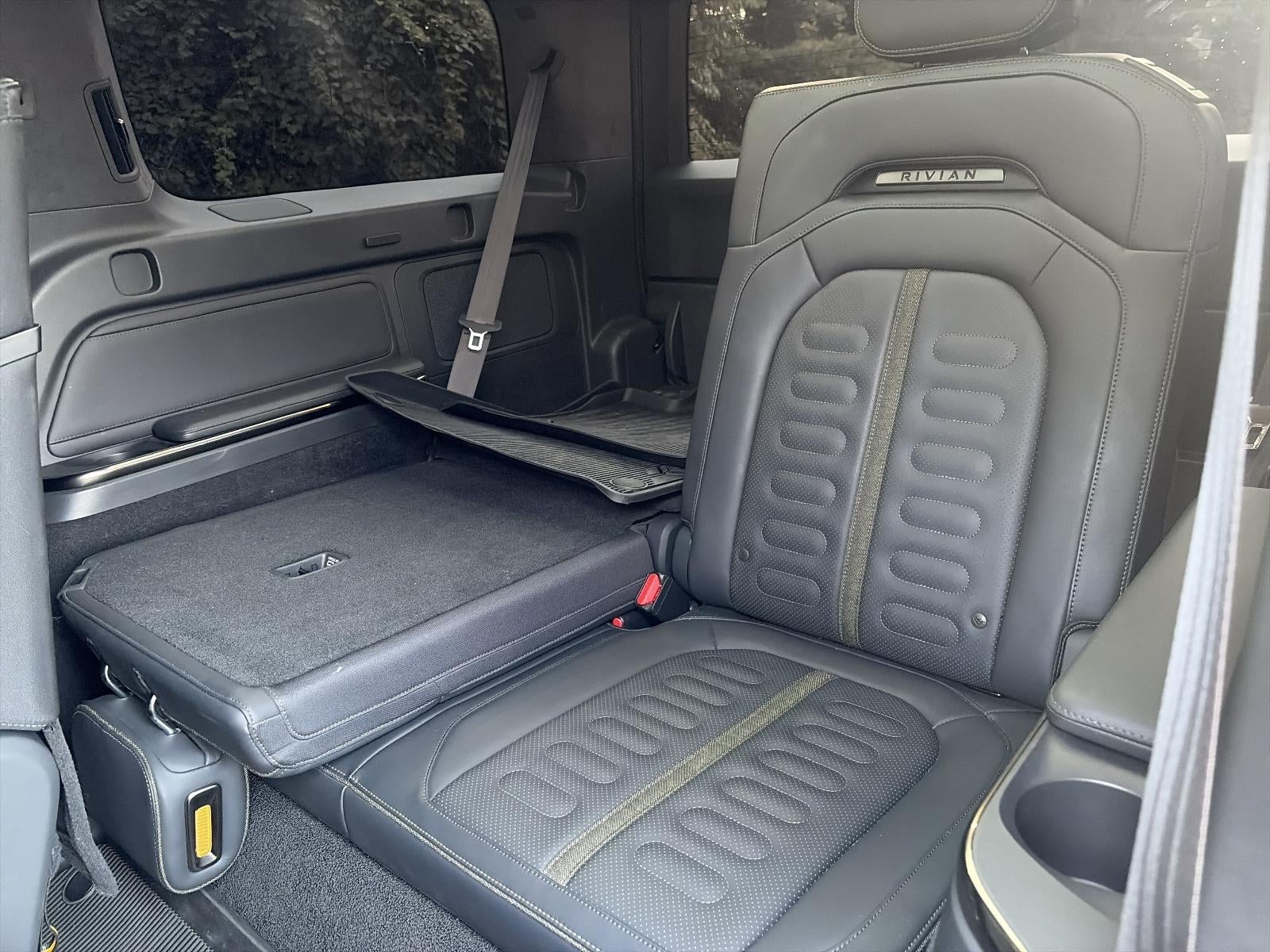 2022 Rivian R1S Launch Edition AWD