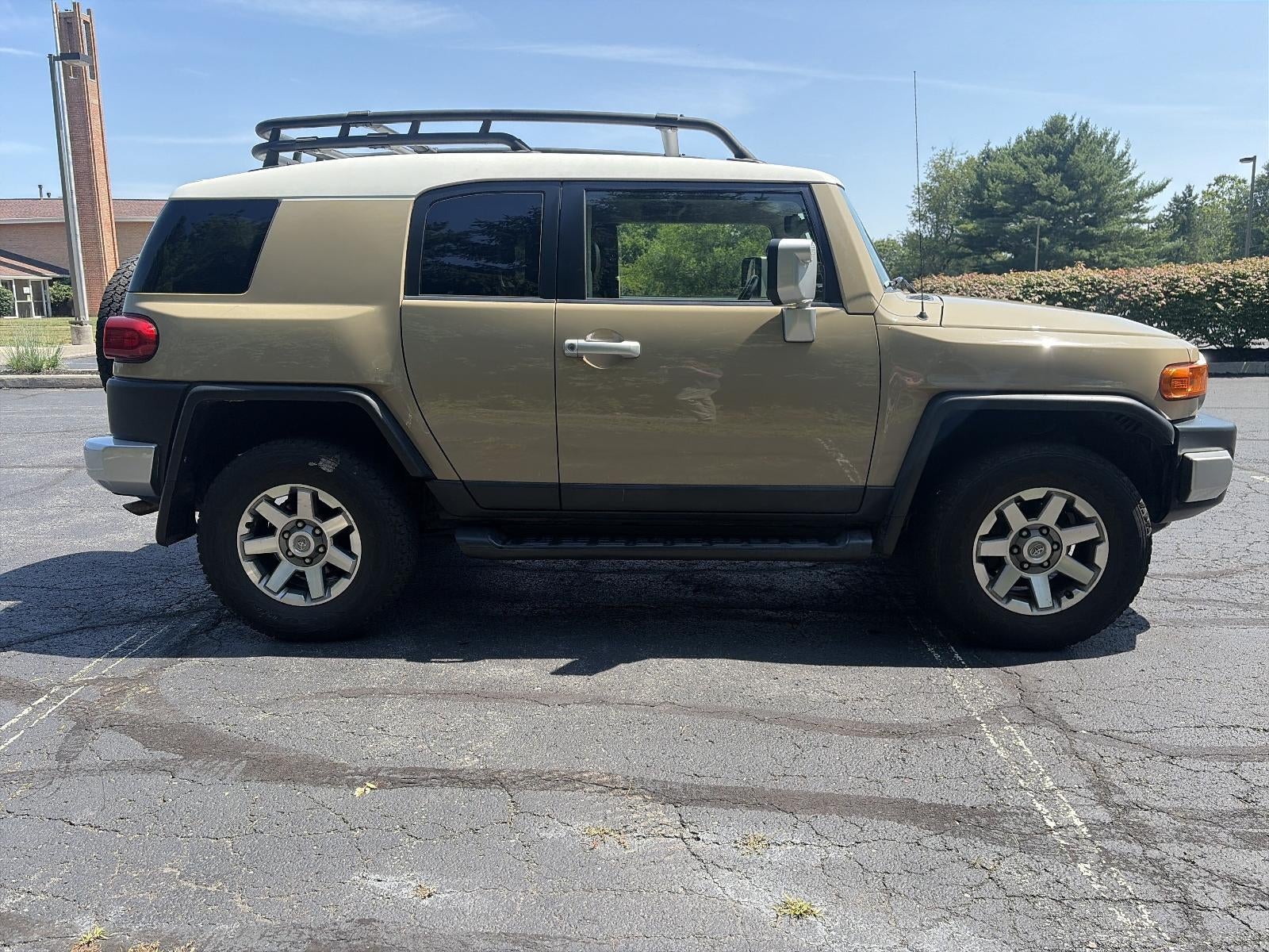 2014 Toyota FJ Cruiser 4WD 4dr Auto (Natl)