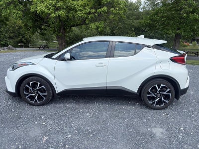 2018 Toyota C-HR XLE Premium FWD (Natl)