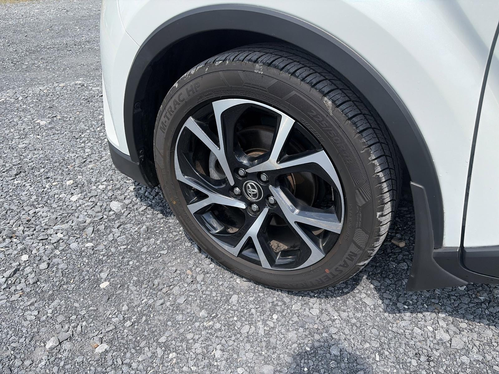 2018 Toyota C-HR XLE Premium FWD (Natl)