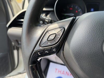 2018 Toyota C-HR XLE Premium FWD (Natl)