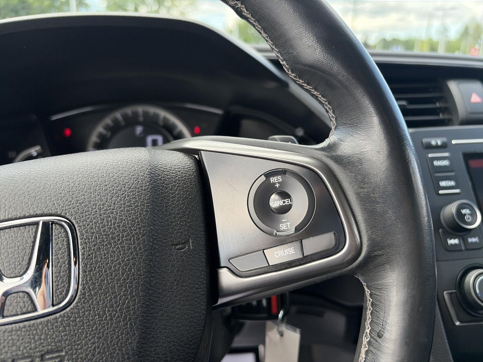 2017 Honda Civic Hatchback Sport CVT