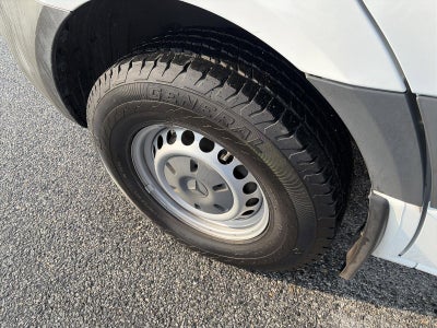 2021 Mercedes-Benz Sprinter Cargo Van 1500 Standard Roof I4 144" RWD