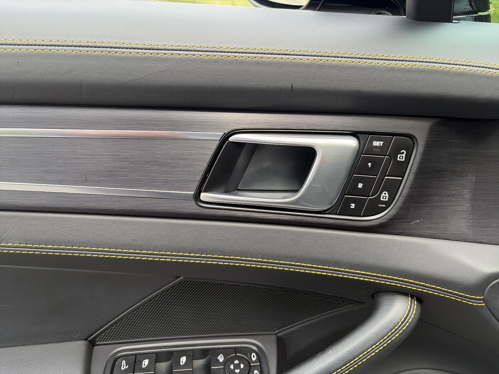 2022 Porsche Panamera Turbo S AWD