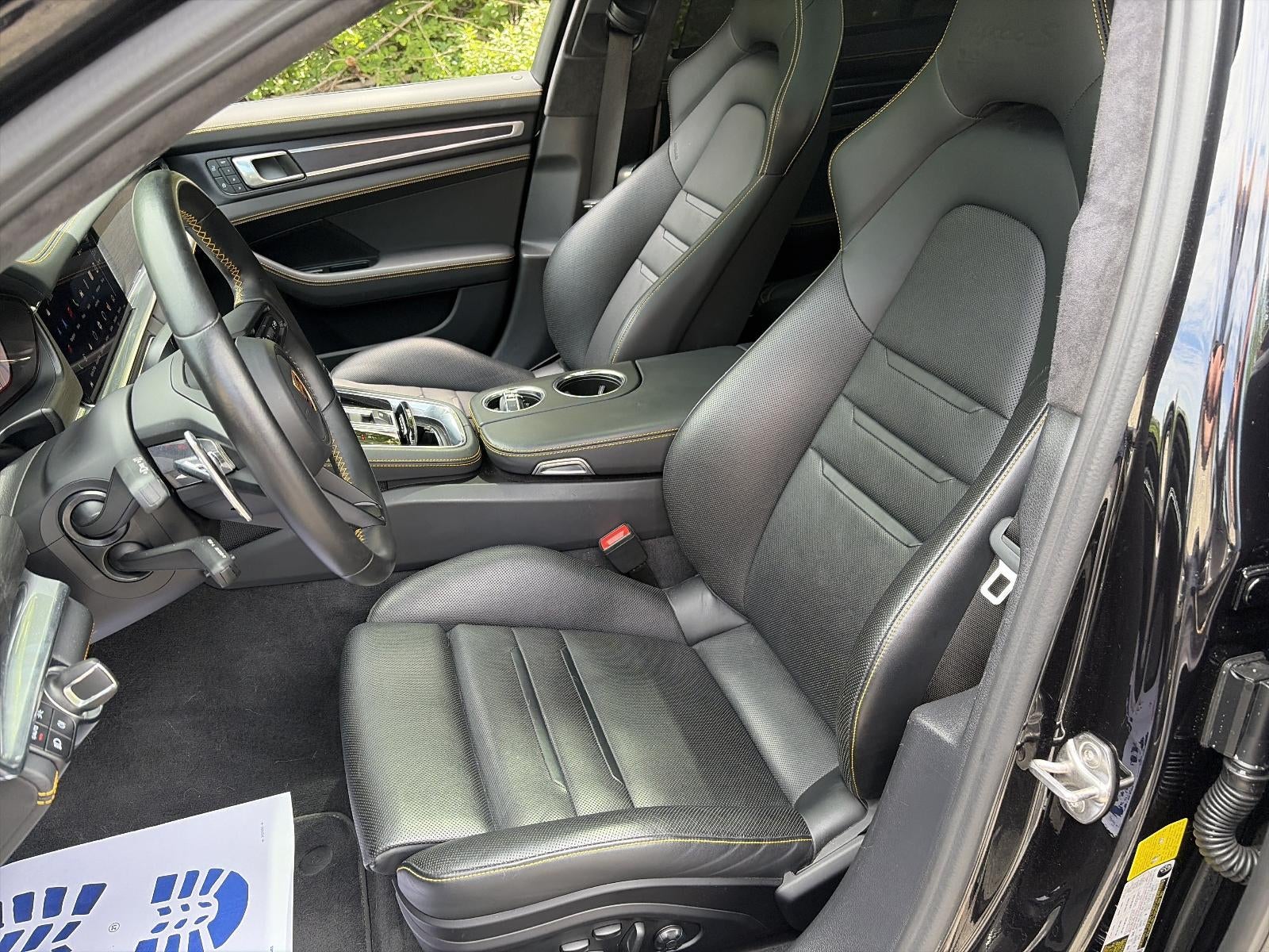 2022 Porsche Panamera Turbo S AWD