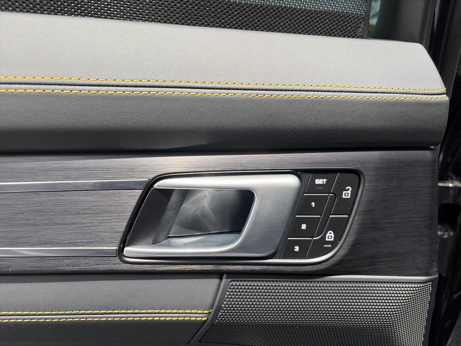2022 Porsche Panamera Turbo S AWD