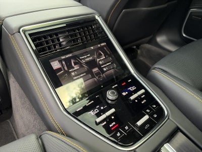 2022 Porsche Panamera Turbo S AWD