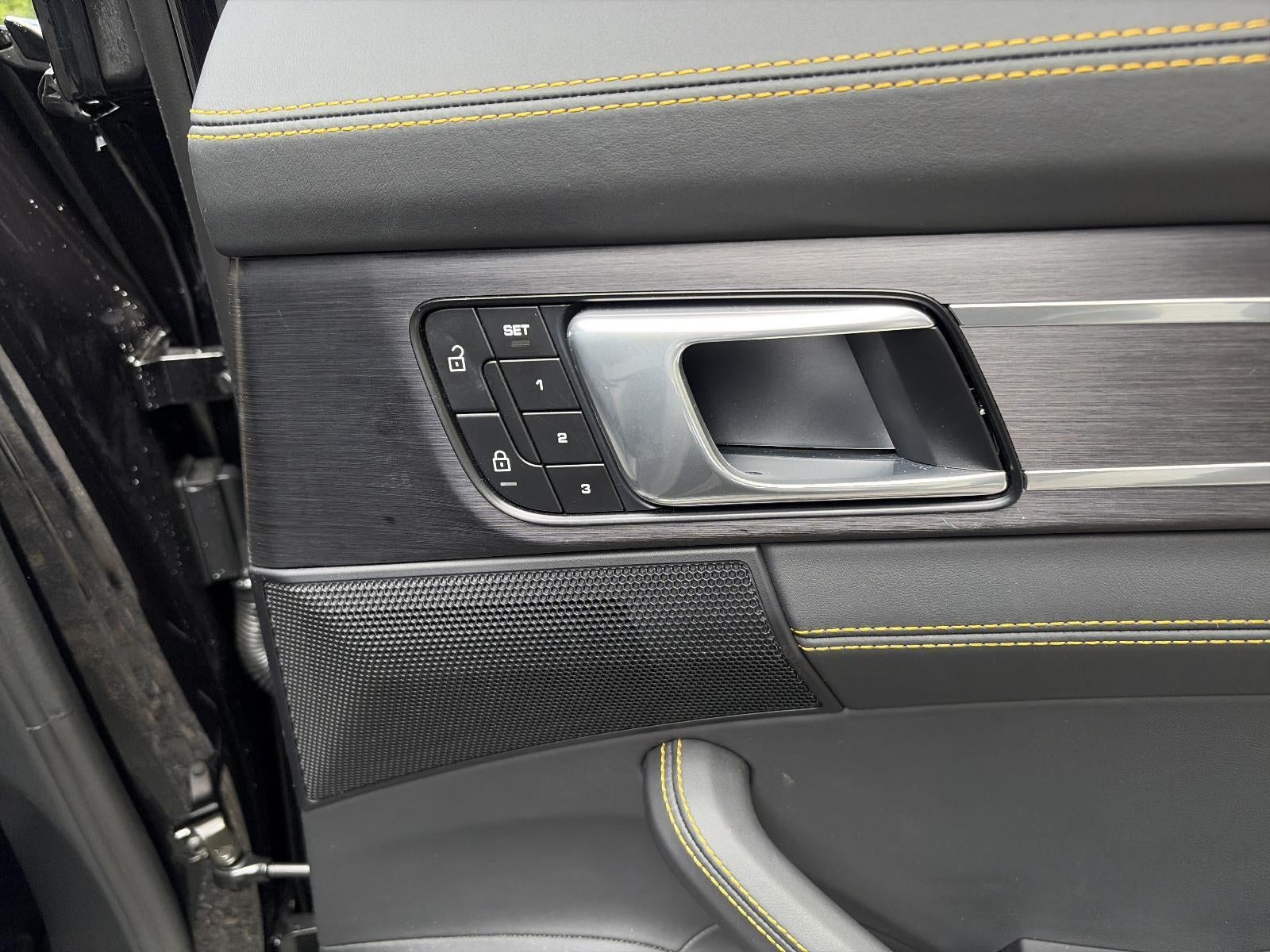 2022 Porsche Panamera Turbo S AWD