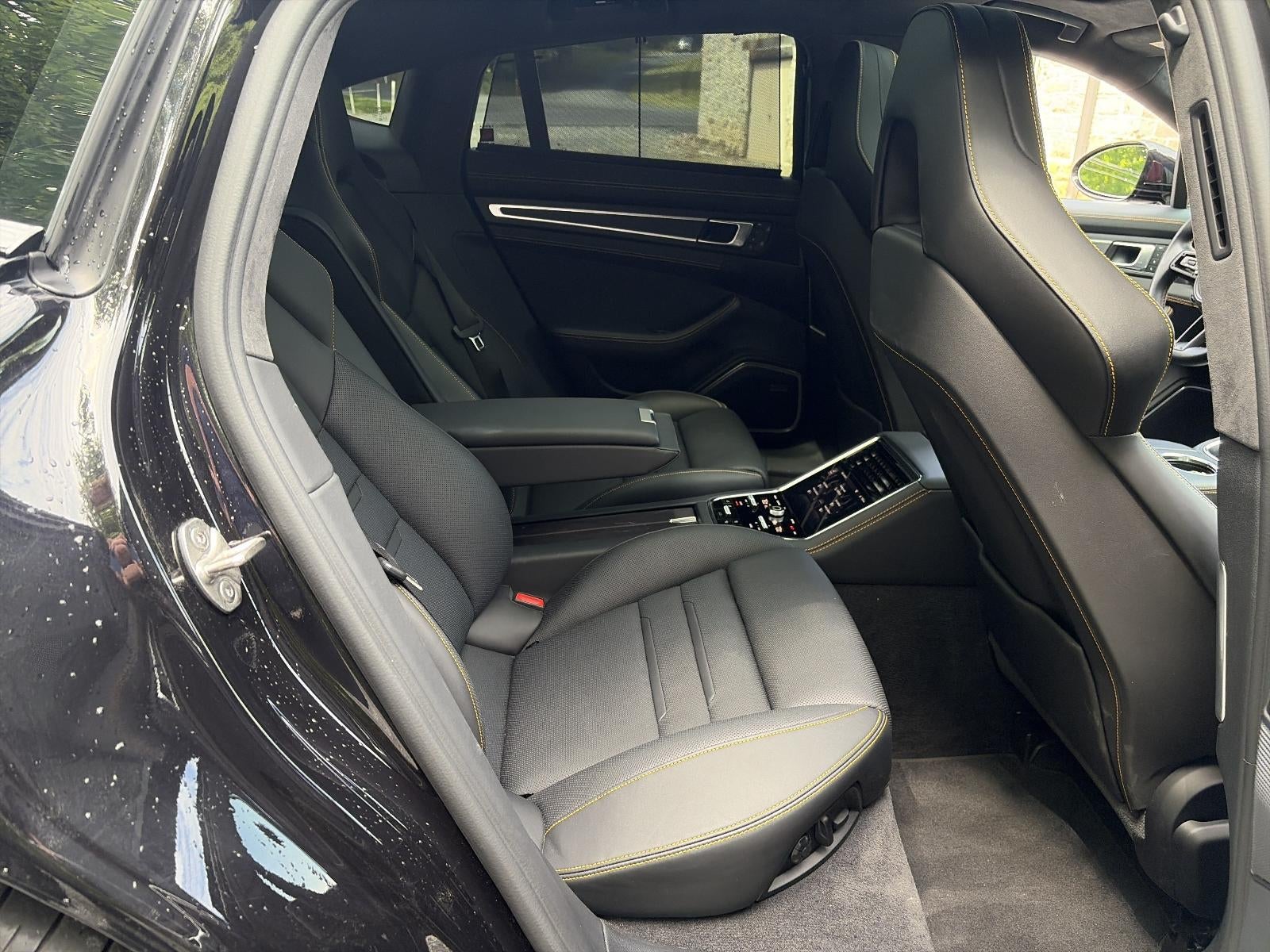 2022 Porsche Panamera Turbo S AWD