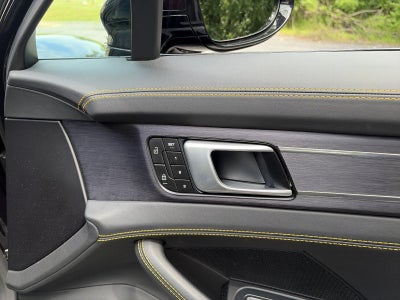 2022 Porsche Panamera Turbo S AWD