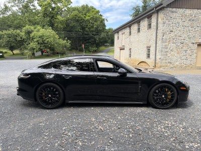 2022 Porsche Panamera Turbo S AWD