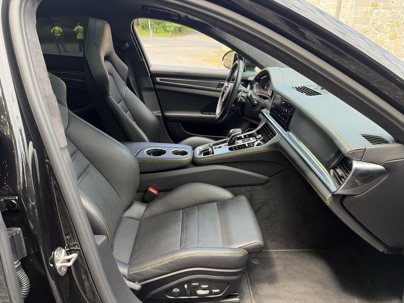 2022 Porsche Panamera Turbo S AWD