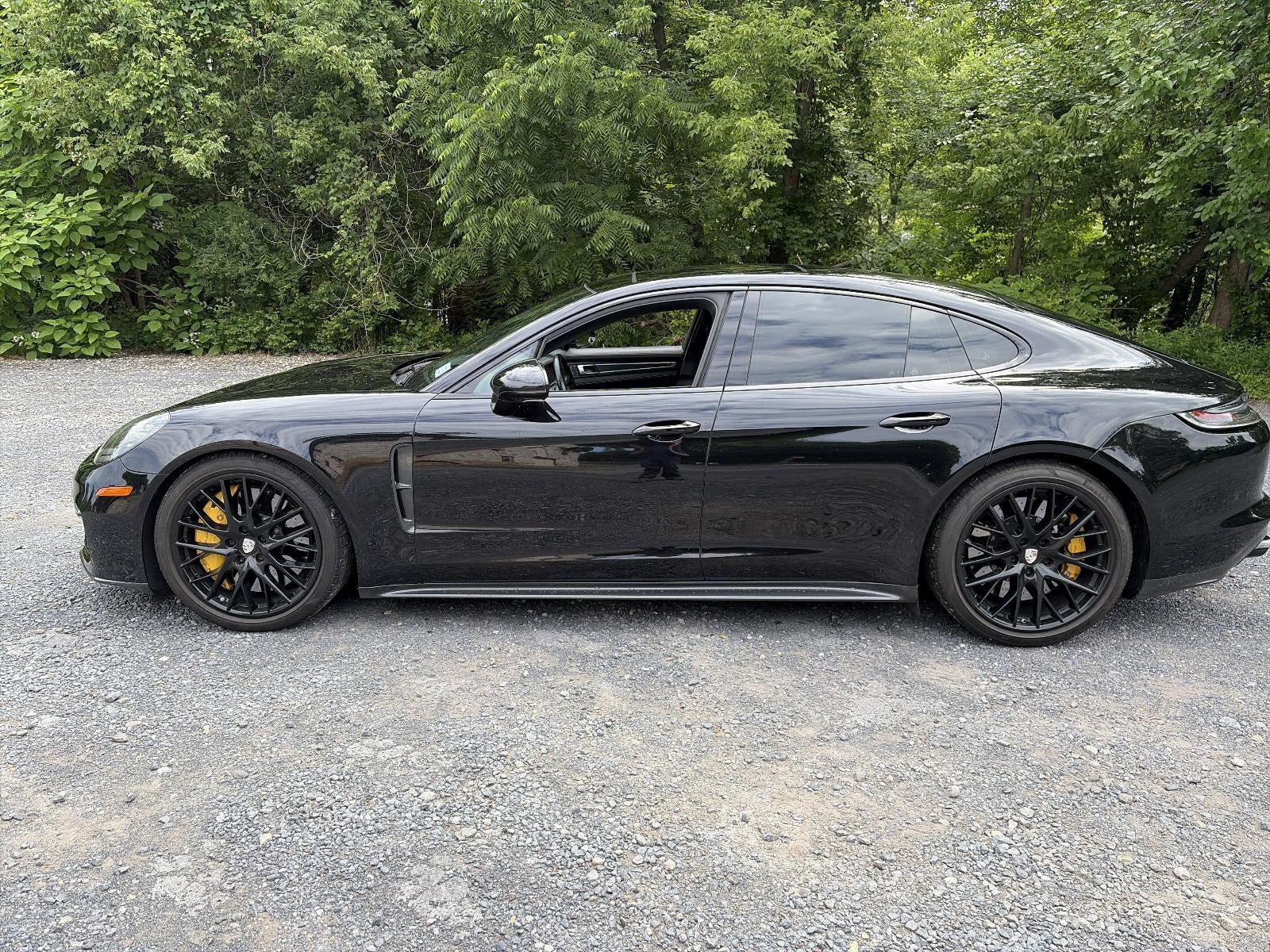 2022 Porsche Panamera Turbo S AWD