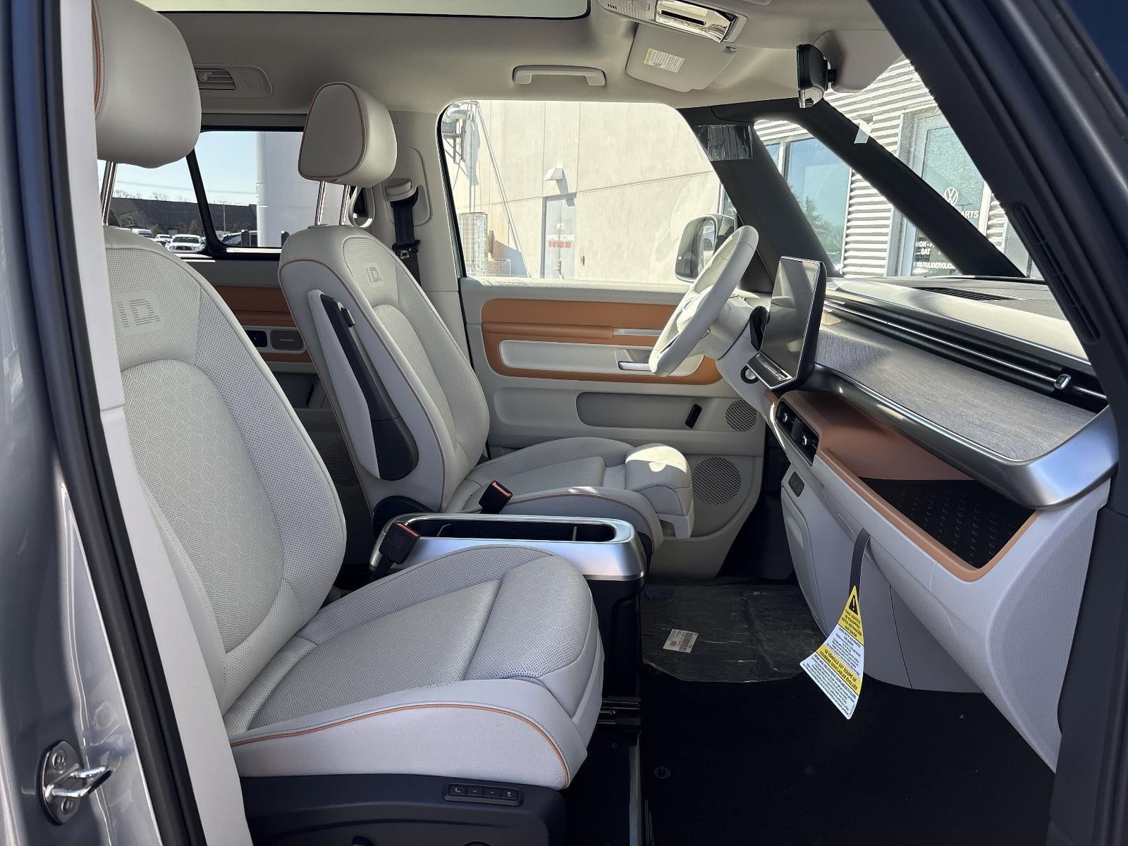 2025 Volkswagen ID. Buzz 1st Edition 4MOTION w/Two-Tone