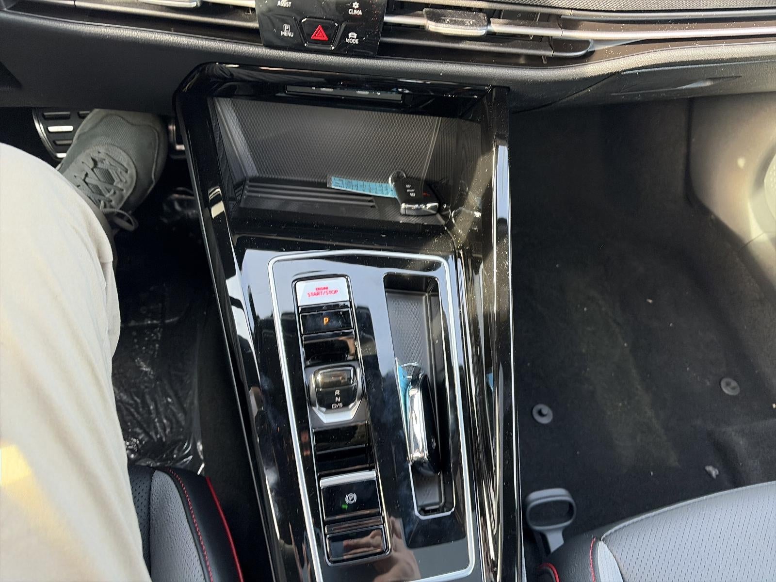 2026 Volkswagen Golf GTI 2.0T SE DSG