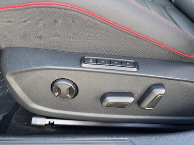 2026 Volkswagen Golf GTI 2.0T SE DSG
