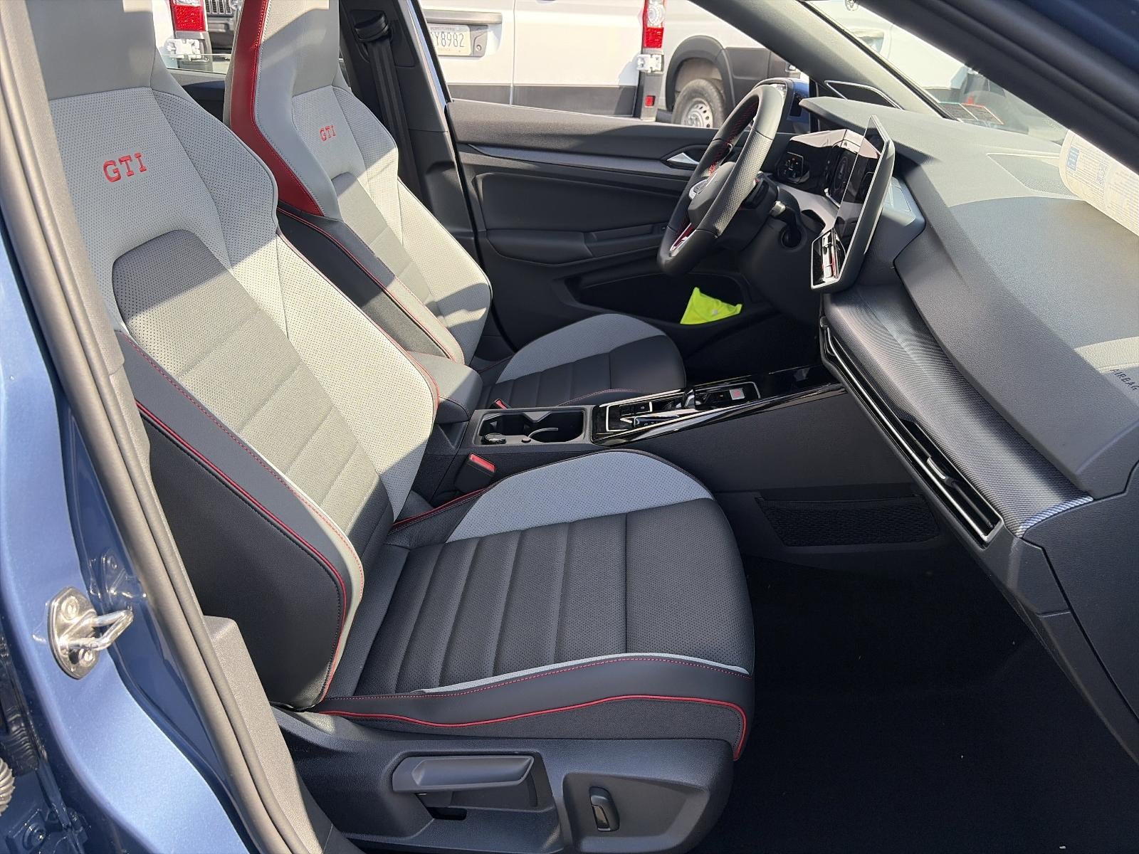 2026 Volkswagen Golf GTI 2.0T SE DSG