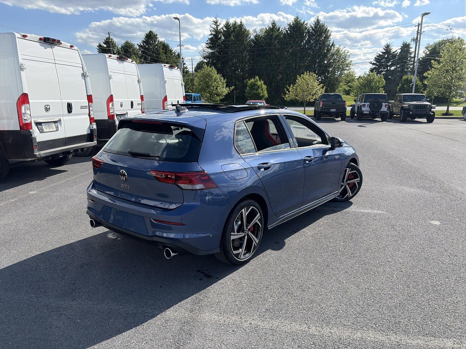 2026 Volkswagen Golf GTI 2.0T SE DSG
