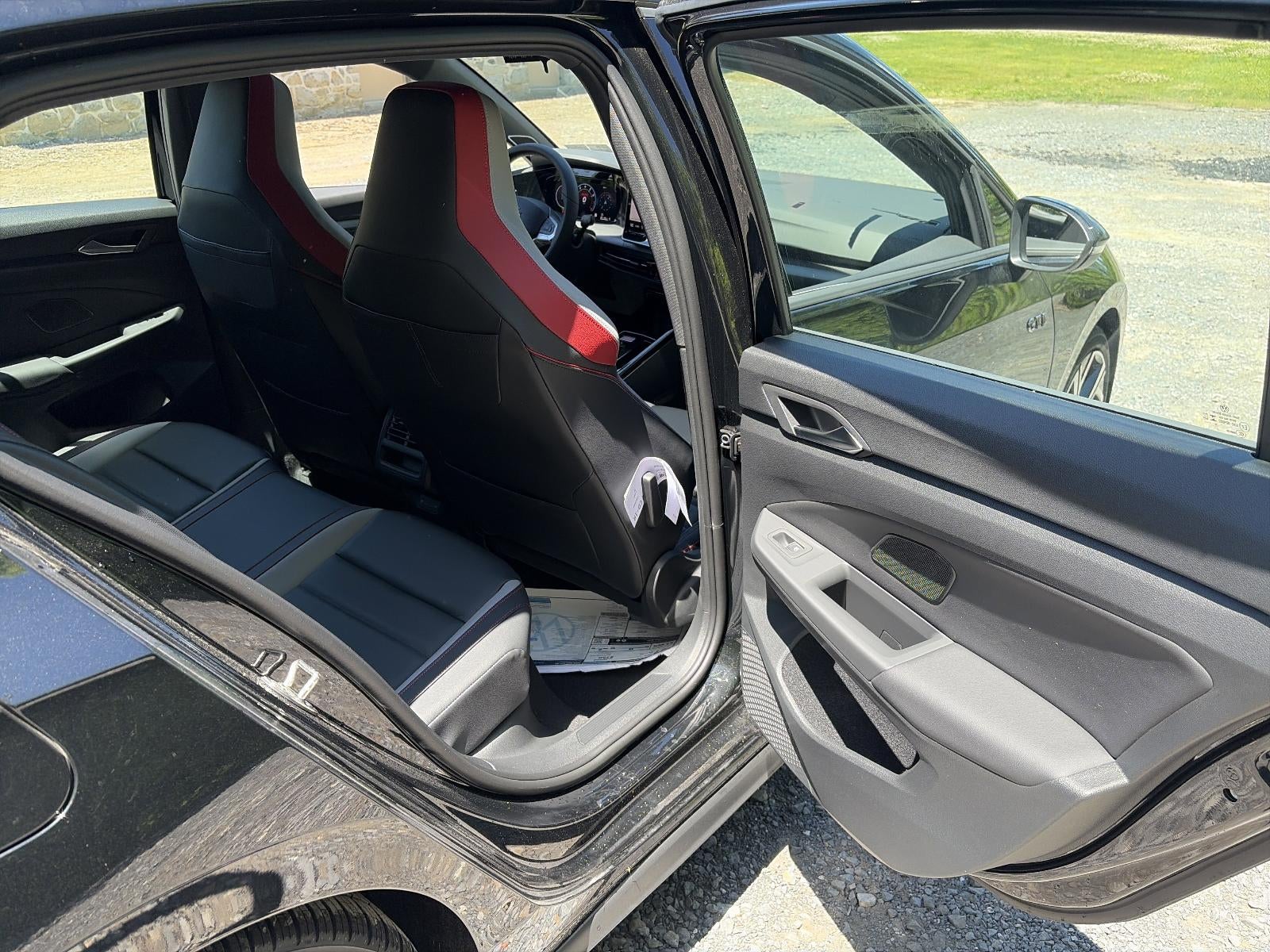 2026 Volkswagen Golf GTI 2.0T SE DSG
