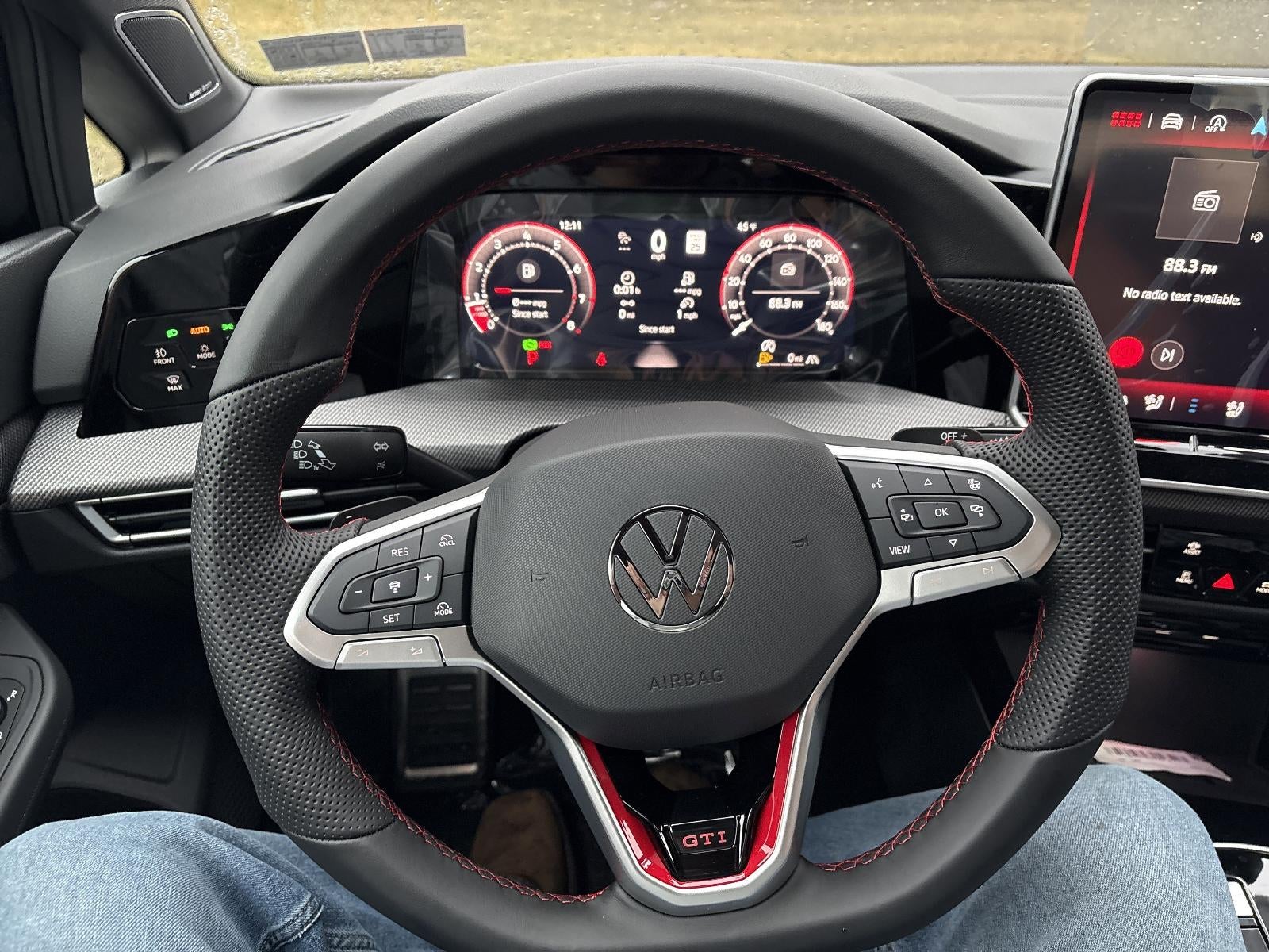 2026 Volkswagen Golf GTI 2.0T SE DSG