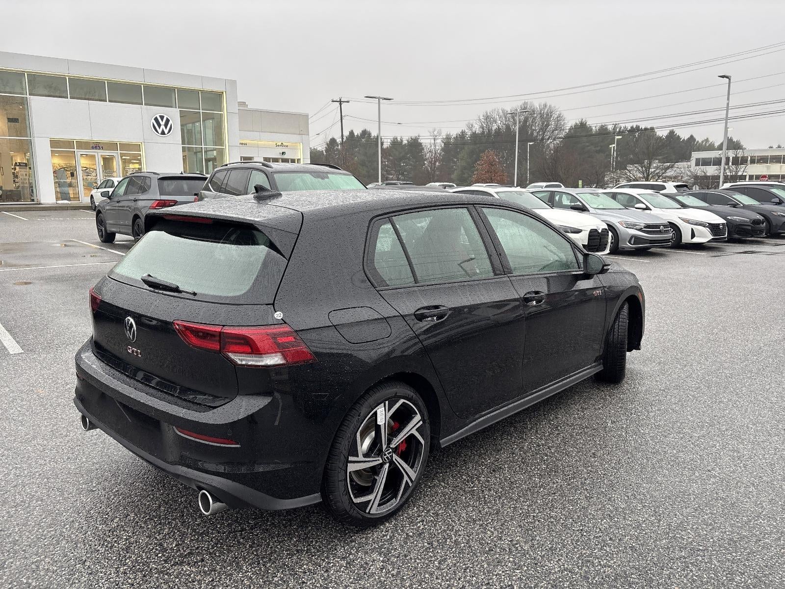 2026 Volkswagen Golf GTI 2.0T SE DSG