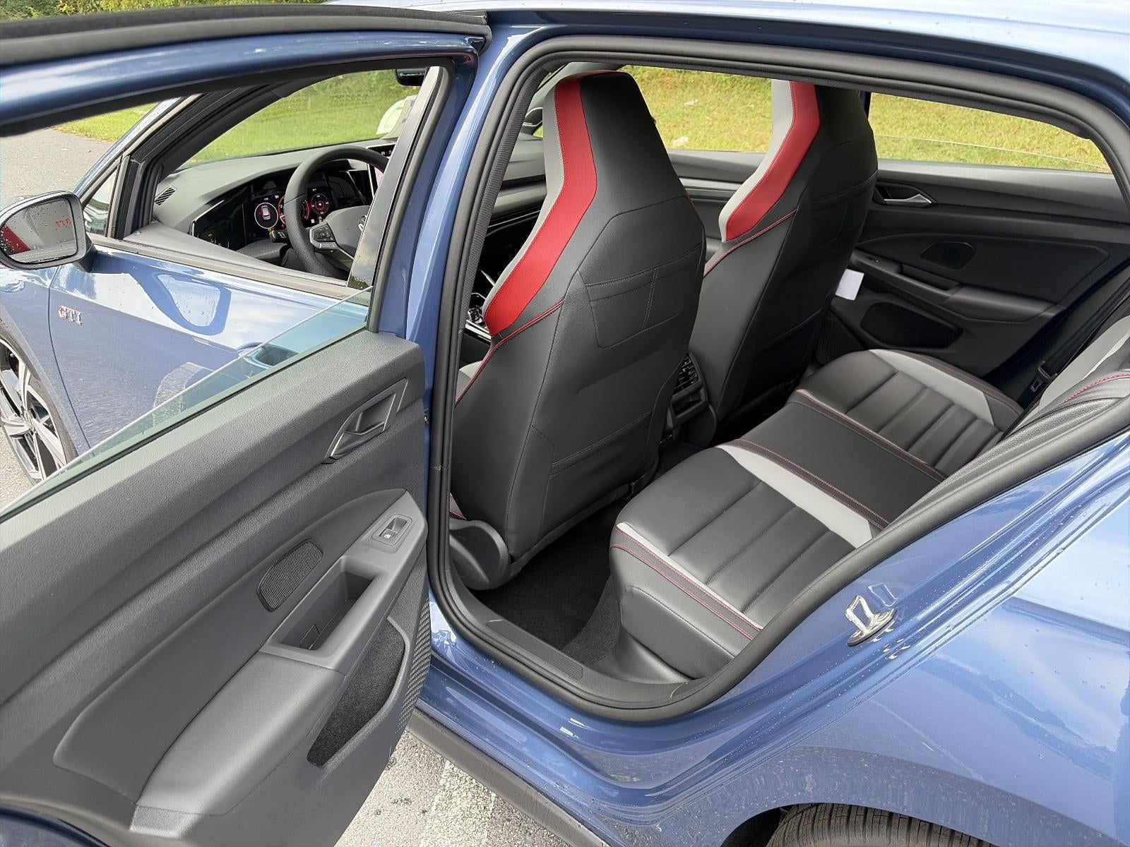 2026 Volkswagen Golf GTI 2.0T SE DSG