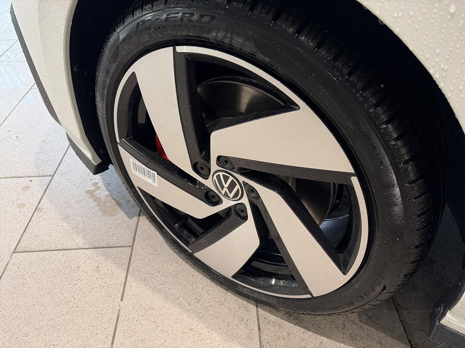 2026 Volkswagen Golf GTI 2.0T S DSG