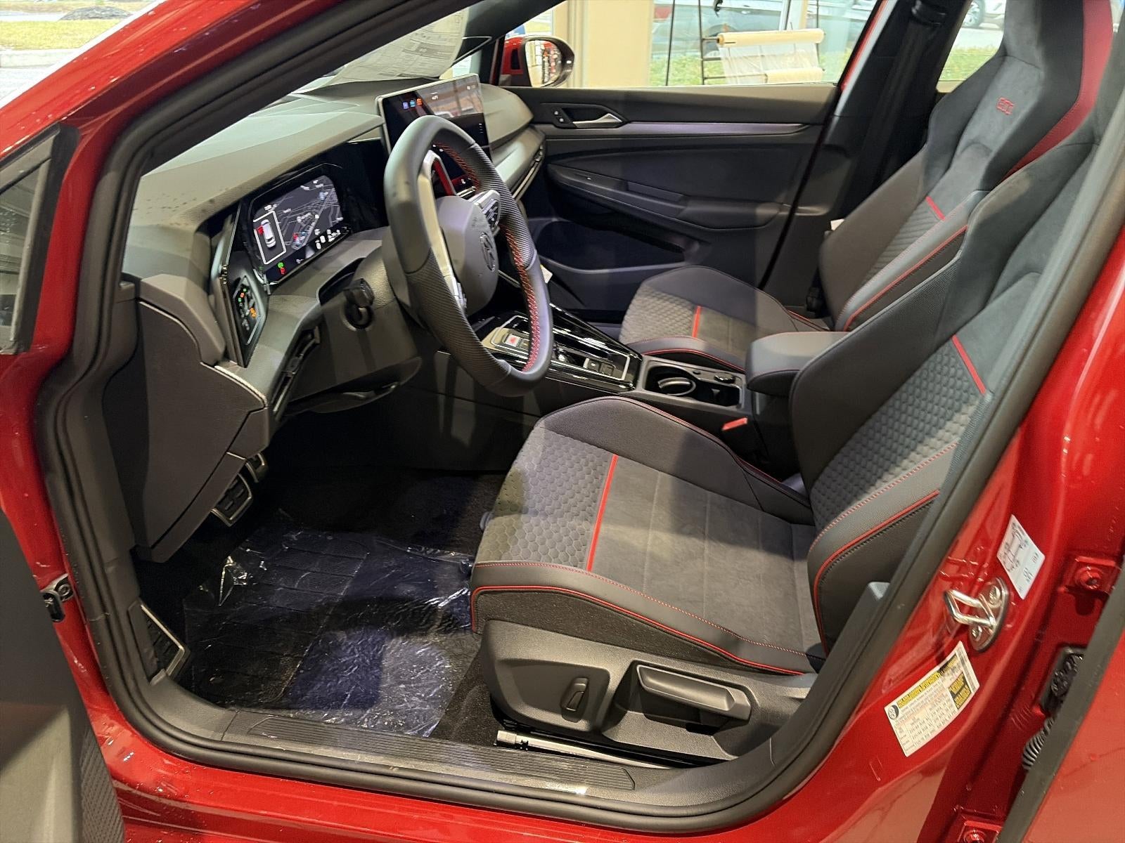 2026 Volkswagen Golf GTI 2.0T SE DSG