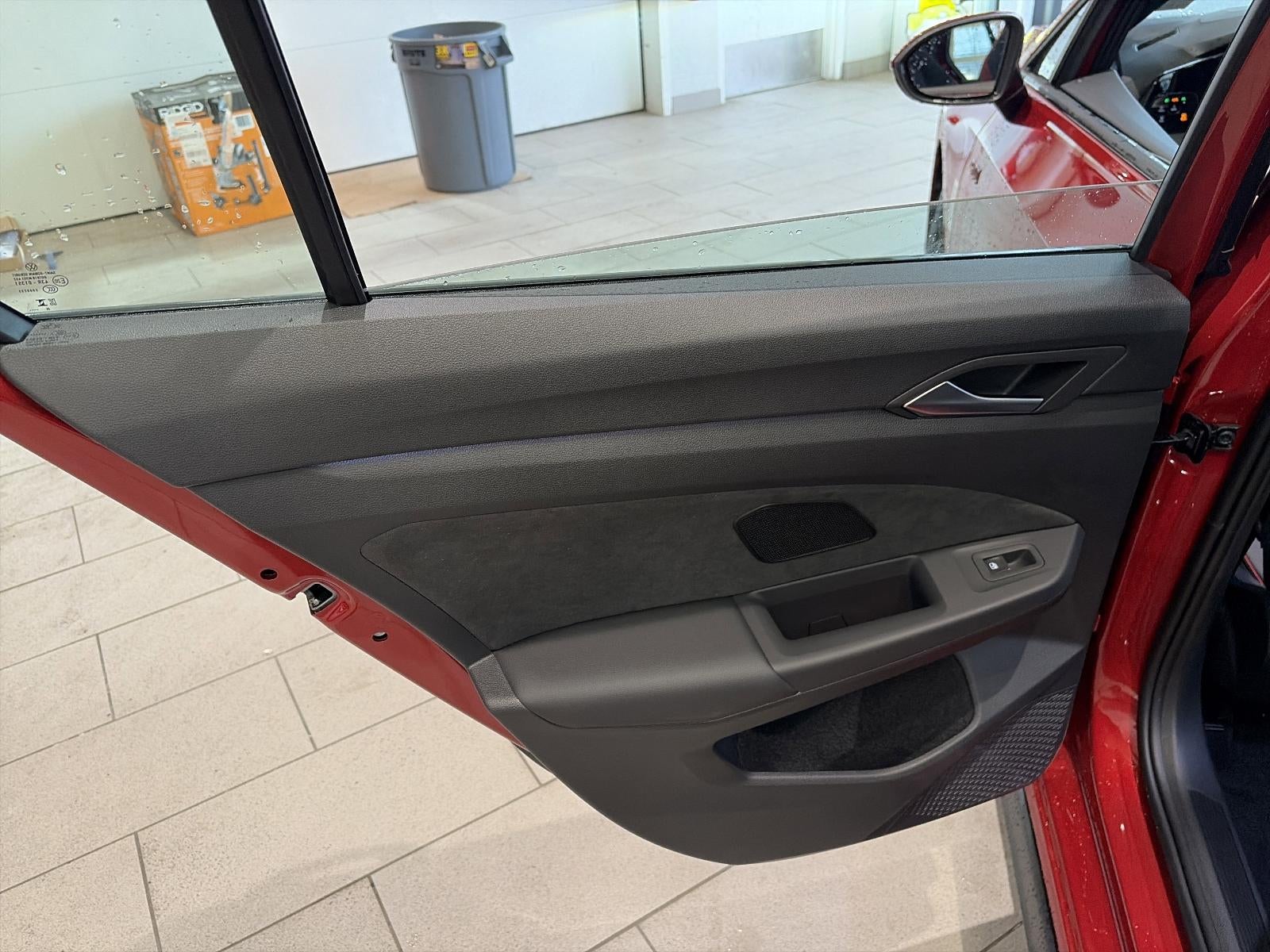 2026 Volkswagen Golf GTI 2.0T SE DSG
