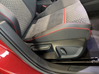2026 Volkswagen Golf GTI 2.0T SE DSG