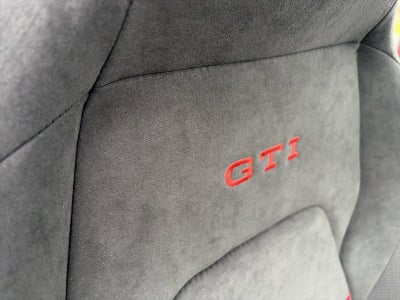 2026 Volkswagen Golf GTI 2.0T SE DSG