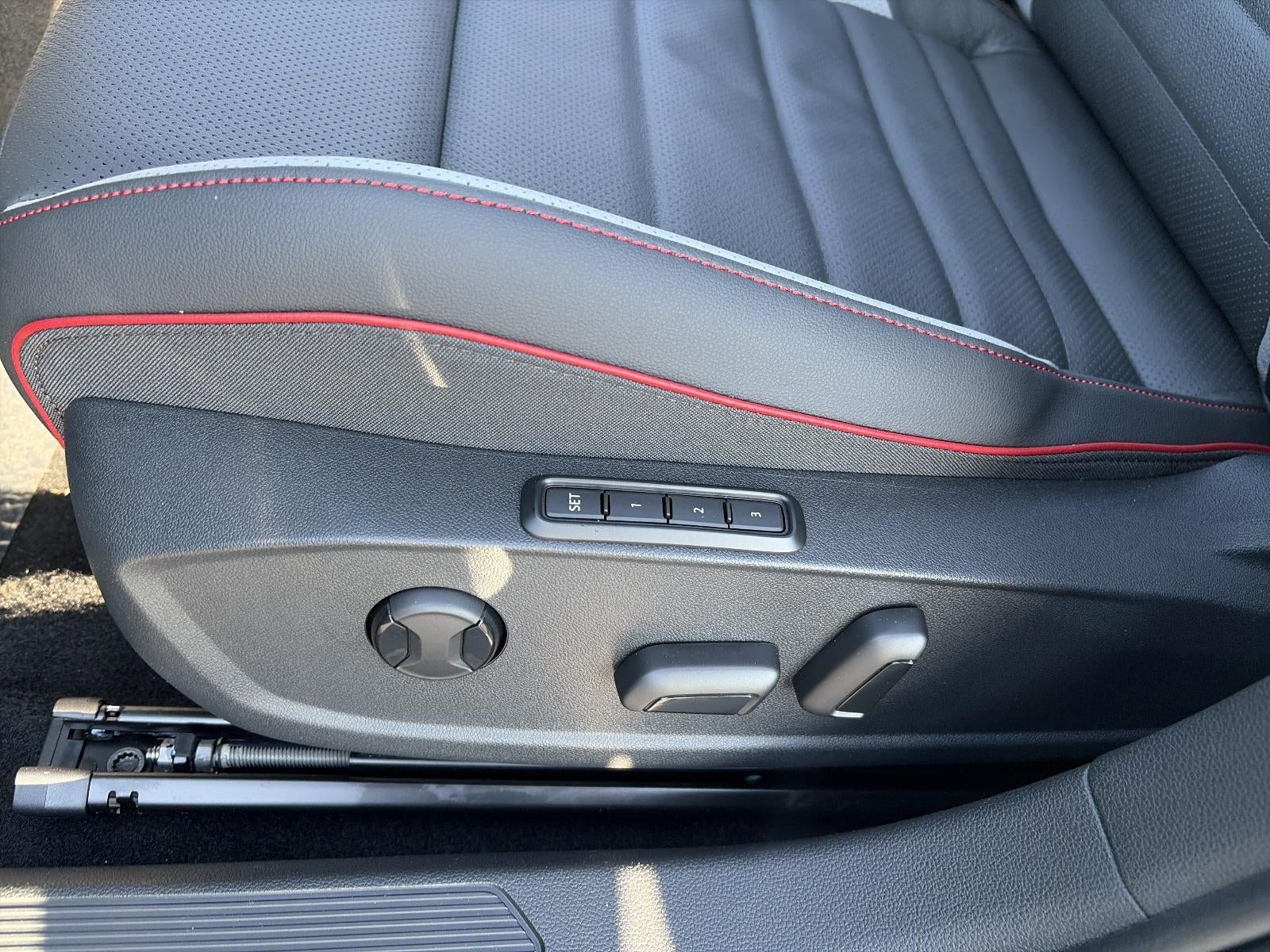 2026 Volkswagen Golf GTI 2.0T Autobahn DSG