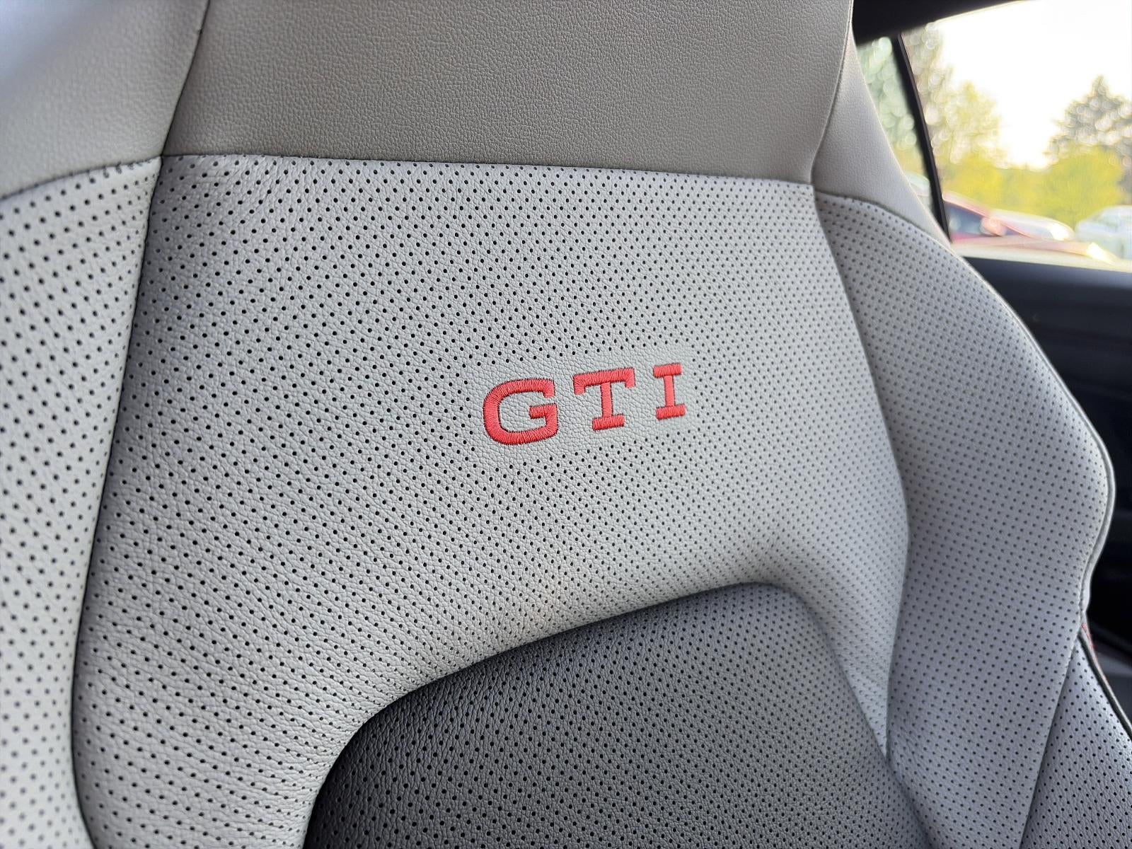 2026 Volkswagen Golf GTI 2.0T Autobahn DSG