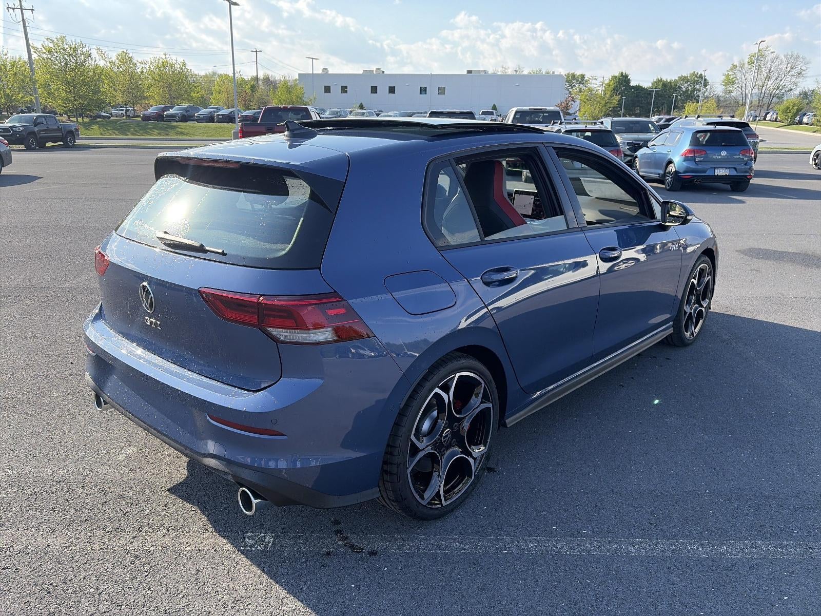 2026 Volkswagen Golf GTI 2.0T Autobahn DSG